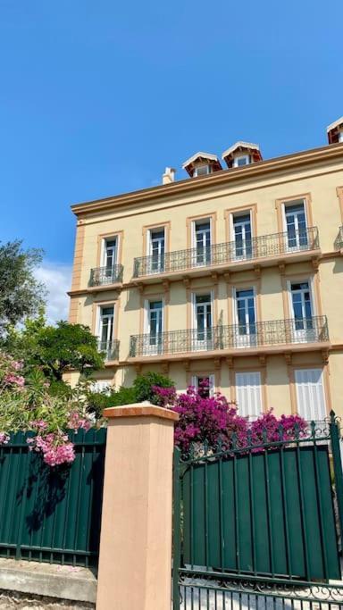 Loft Apartment At Villa Leonie Hyeres Exterior photo